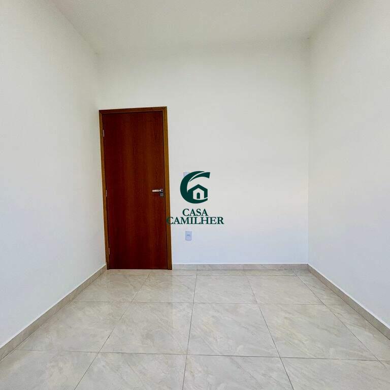 Casa à venda no Areão: 