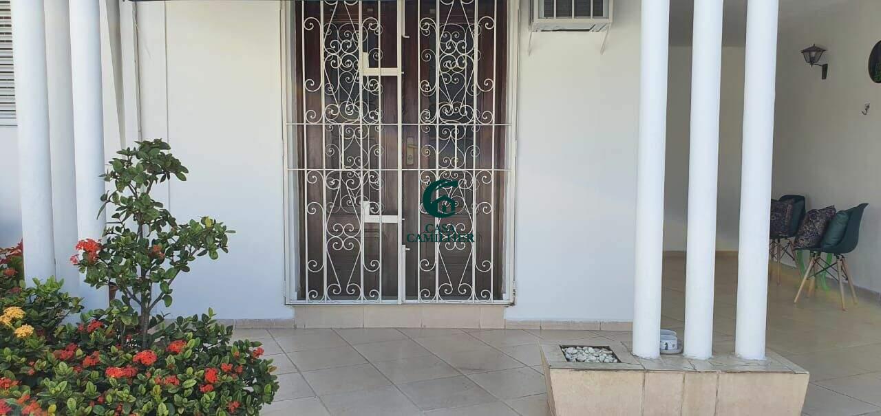 Casa à venda no Centro: 