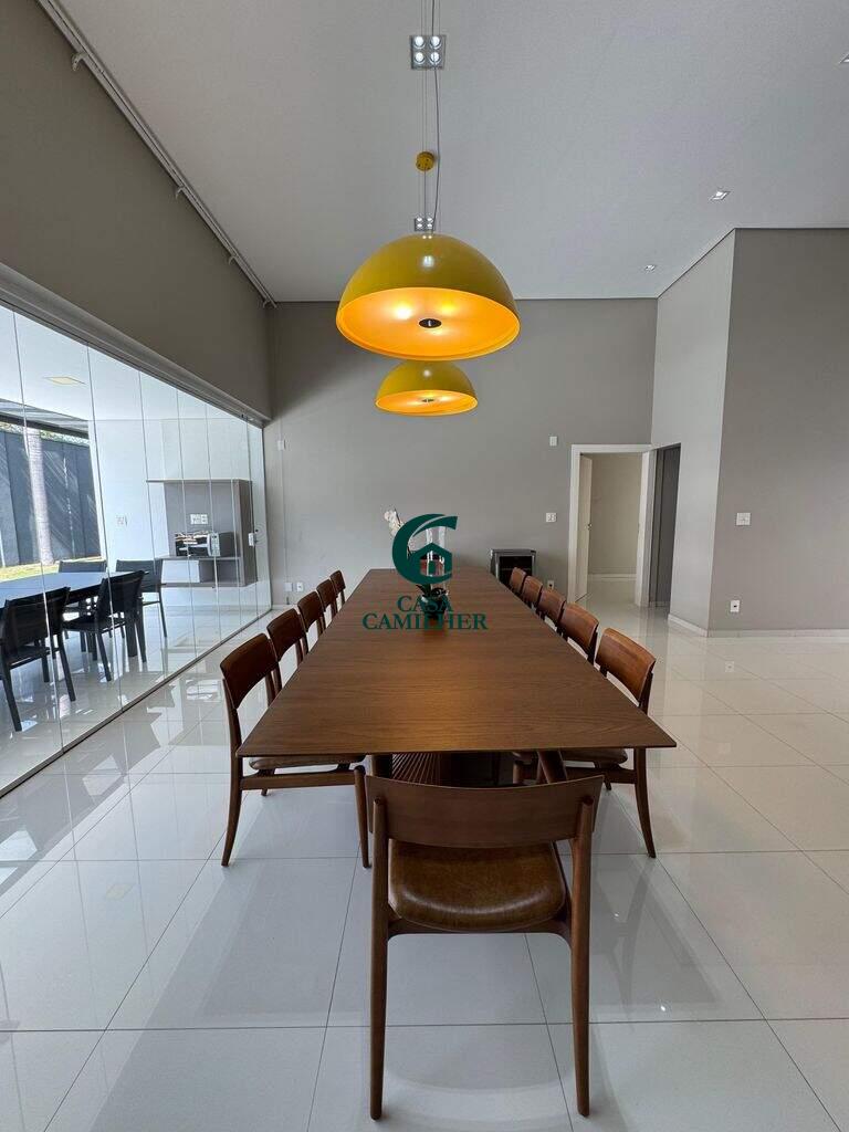 Casa à venda no Parque Piracangagua: 