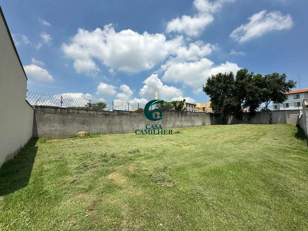 Terreno/Lote à venda no Piracangaguá: 