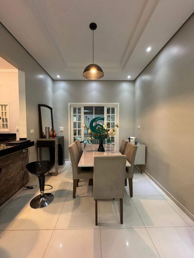 Casa à venda no Caminho Novo: 