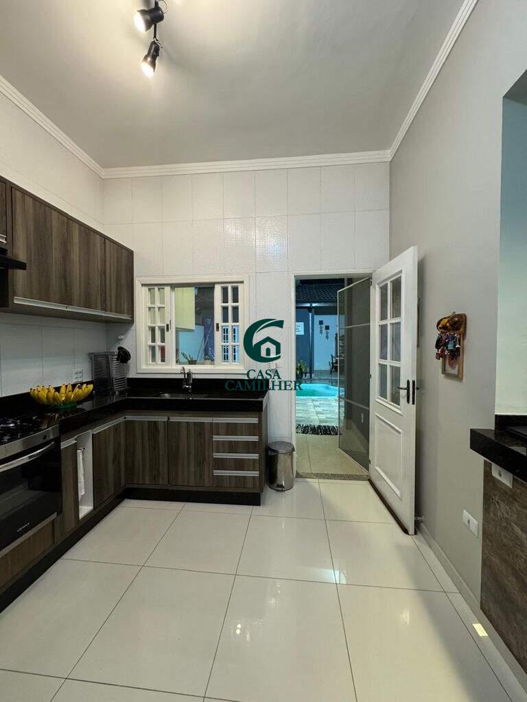 Casa à venda no Caminho Novo: 