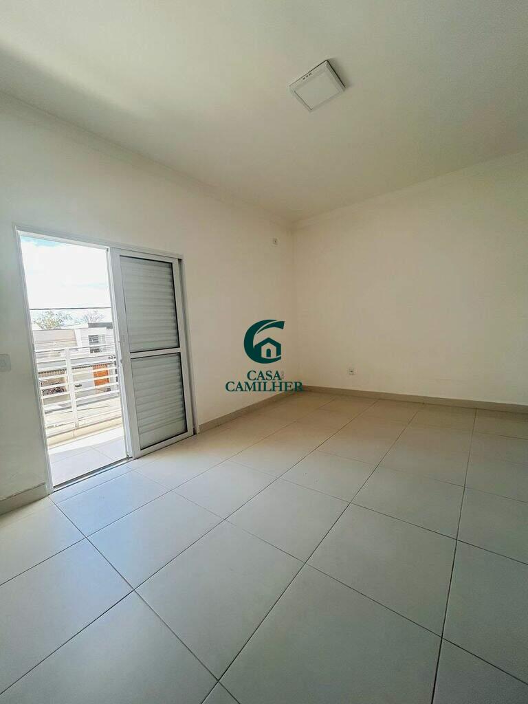 Casa à venda no Piracangaguá: 