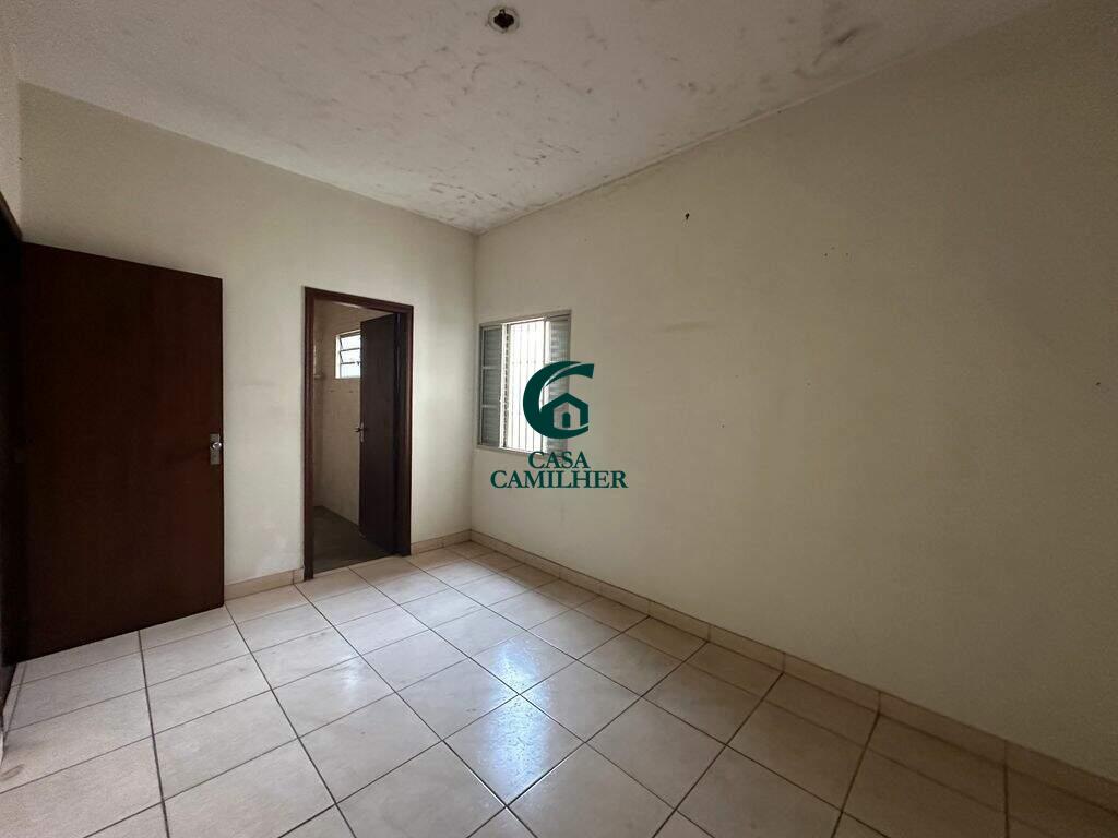 Casa à venda no Centro: 