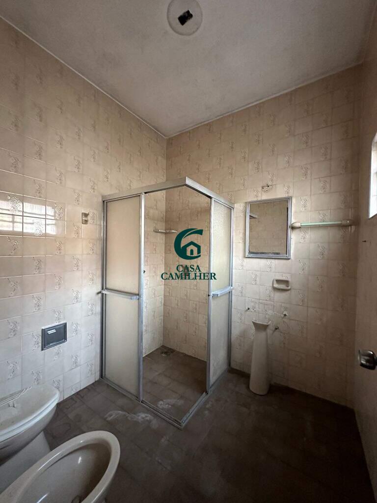 Casa à venda no Centro: 