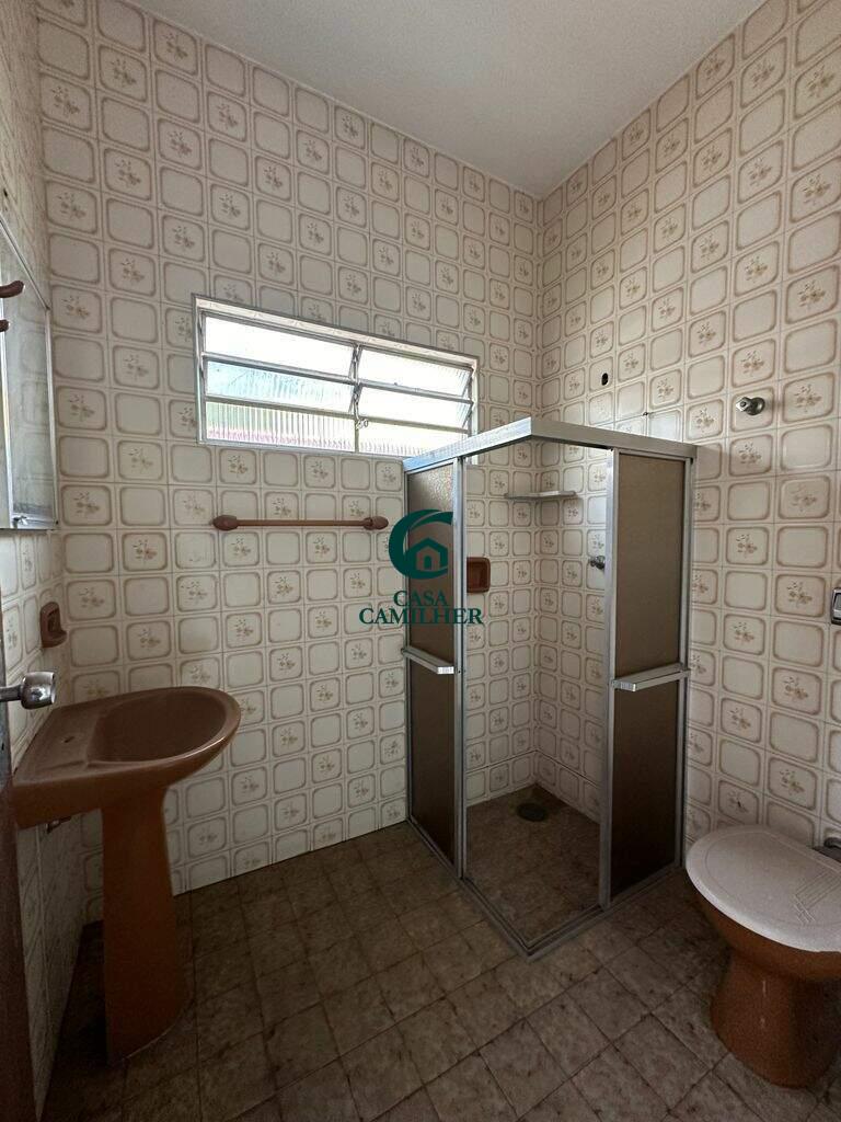 Casa à venda no Centro: 