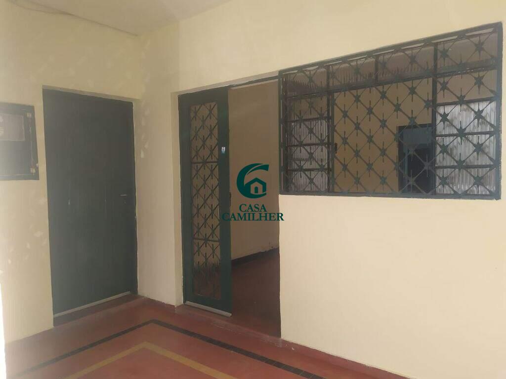 Casa à venda no Areão: 