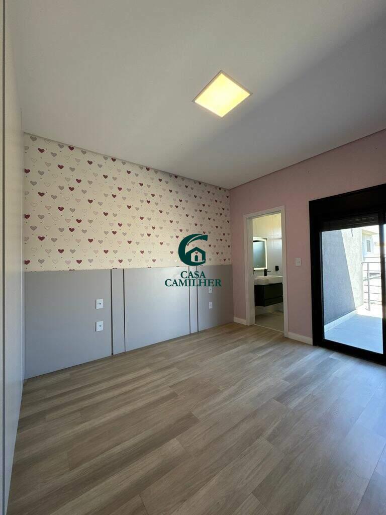 Casa à venda no Piracangaguá: 