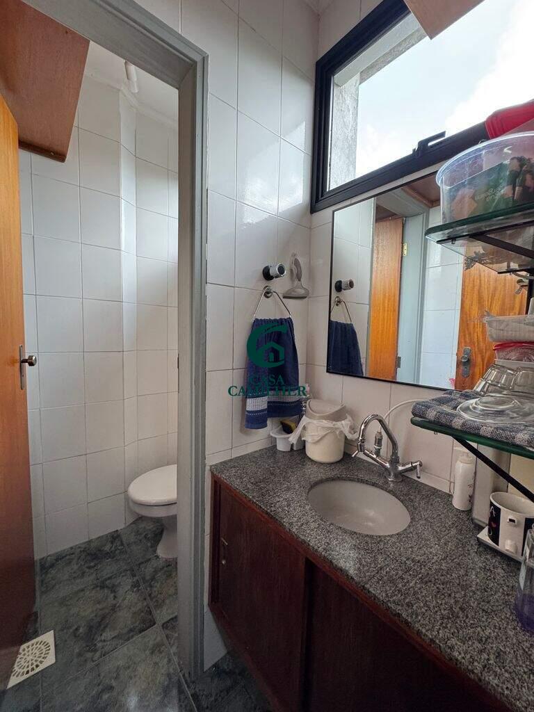 Sala à venda no Centro: 