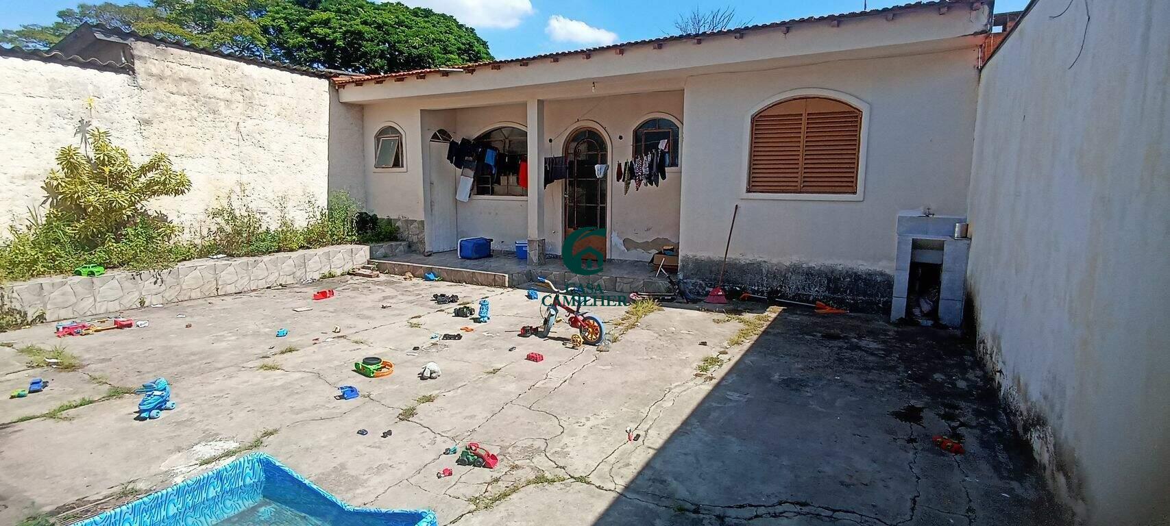 Casa à venda no Flor do Vale: 