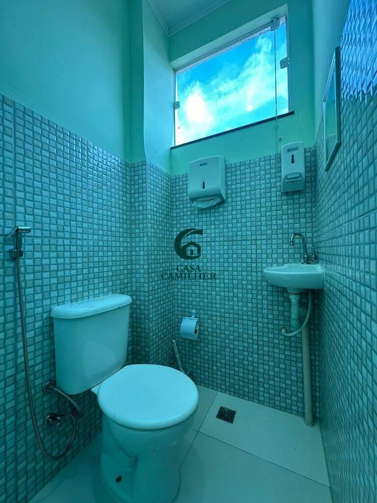 Sala à venda no Centro: 