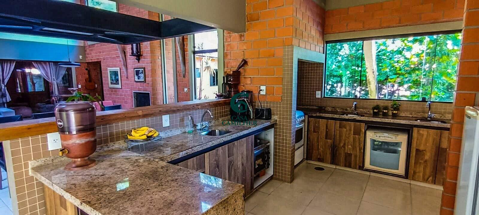 Casa à venda no Cataguá: 