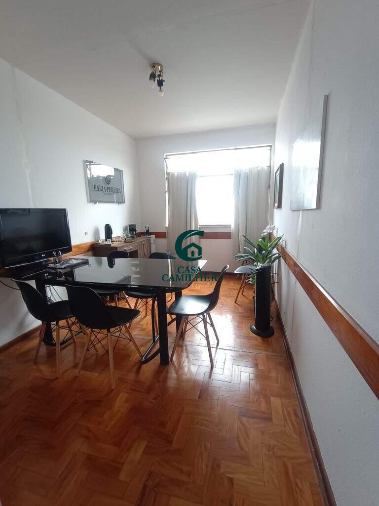 Sala à venda no Centro: 