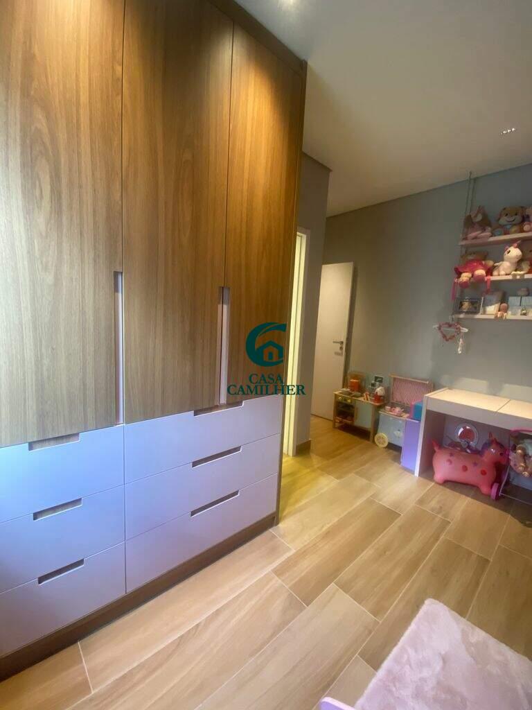 Casa à venda no Piracangaguá: 