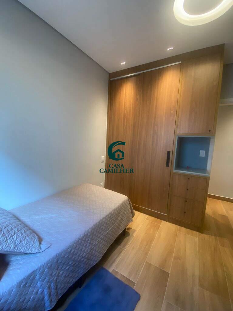 Casa à venda no Piracangaguá: 