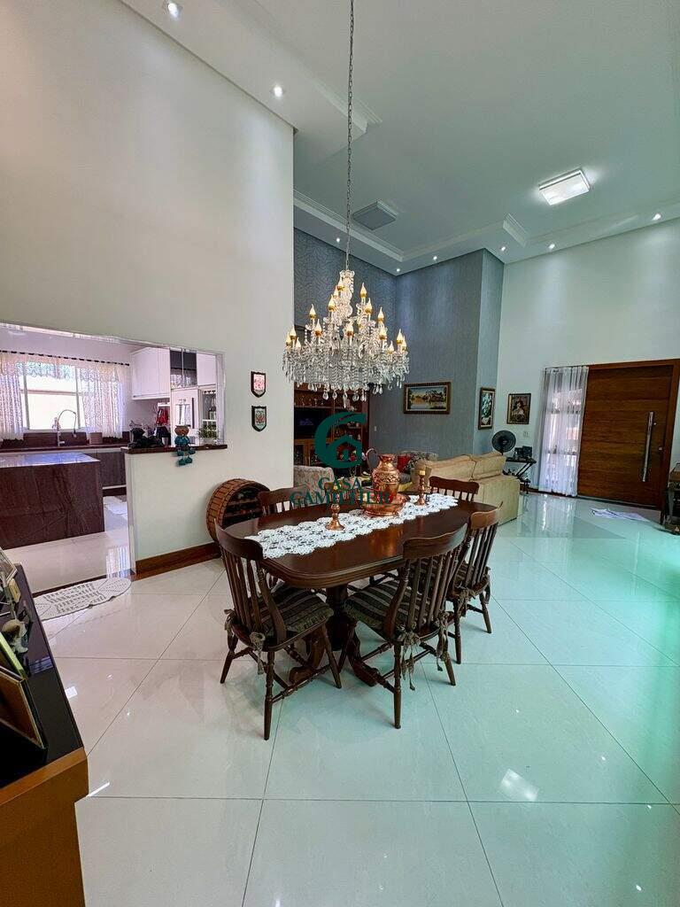 Casa à venda no Castelo: 