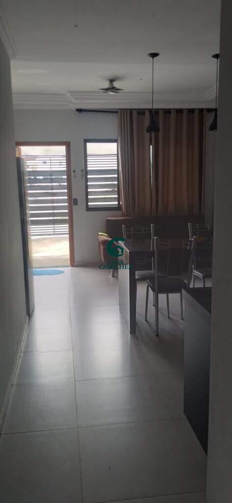 Casa à venda no Recanto dos Eucaliptos: 