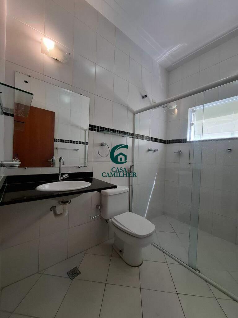 Casa à venda no Piracangaguá: 