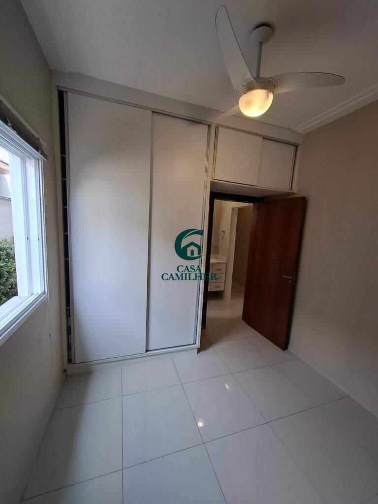 Casa à venda no Piracangaguá: 