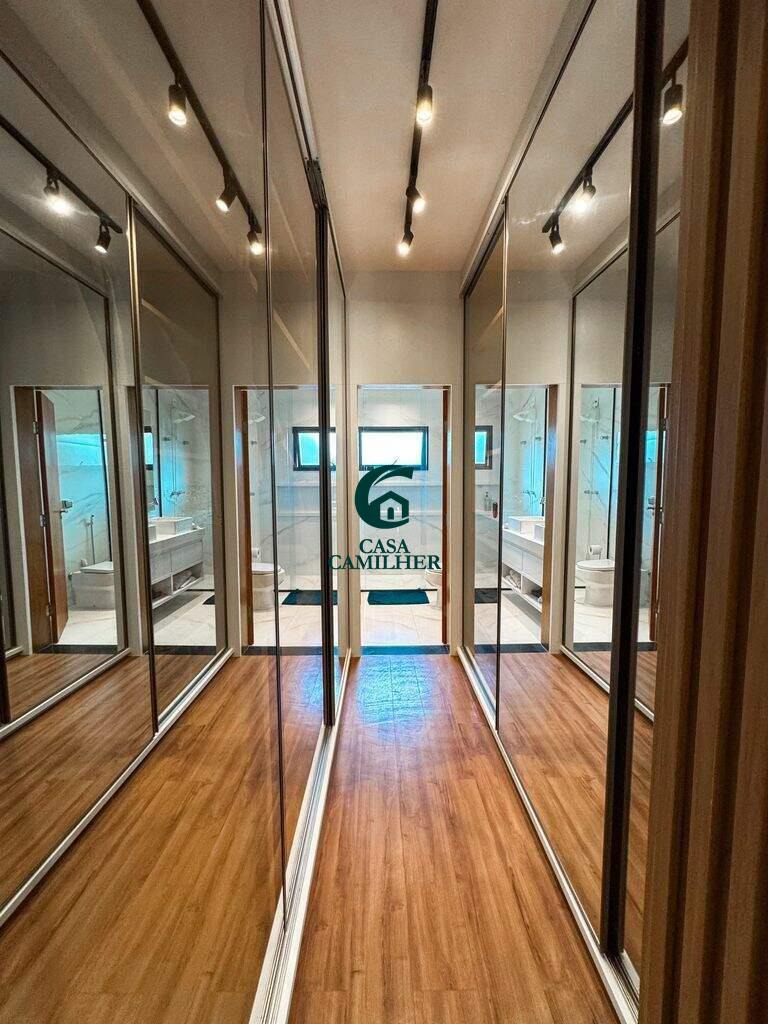 Casa à venda no Piracangaguá: 