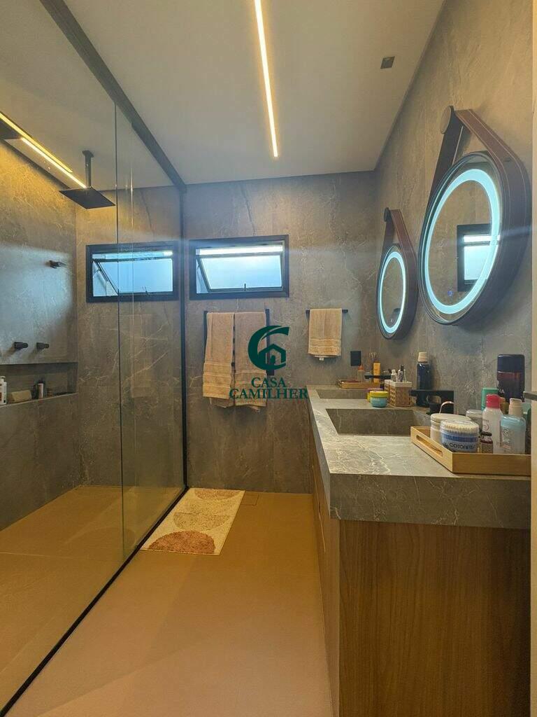 Casa à venda no Jardim Jaraguá: 