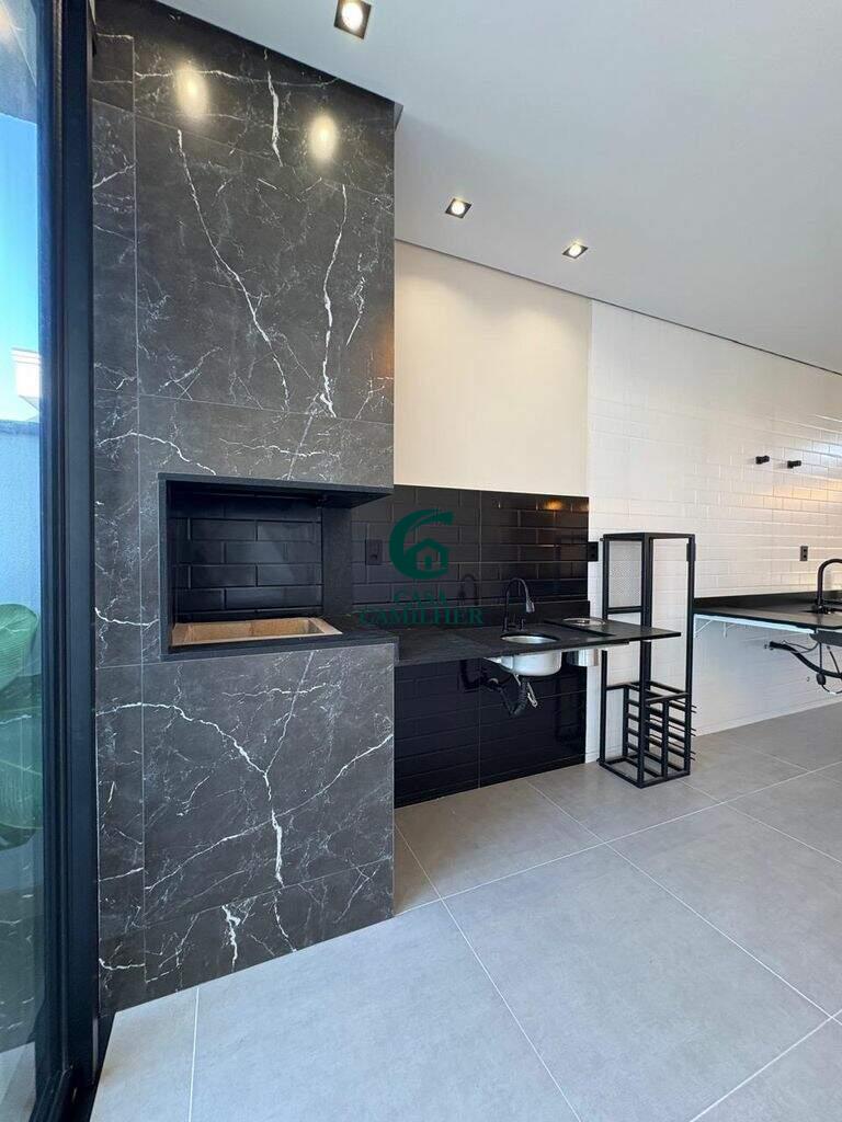 Casa à venda no Terras de Benvira: 