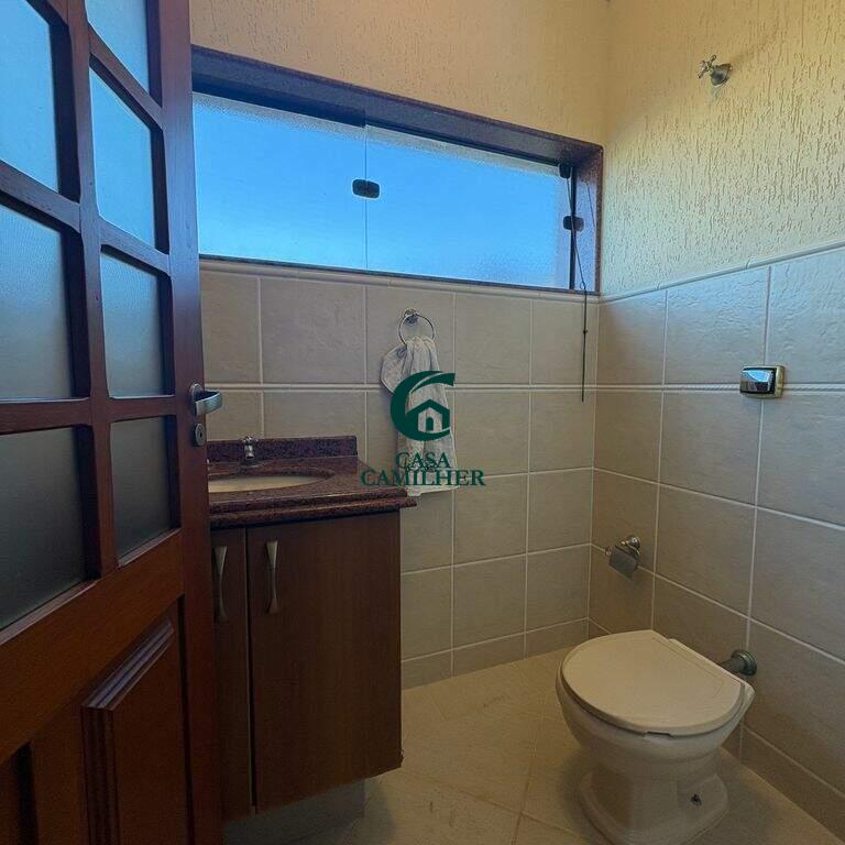 Casa à venda no Village Tremembé: 