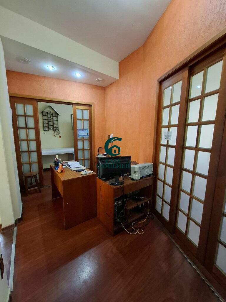 Sala à venda no Centro: 