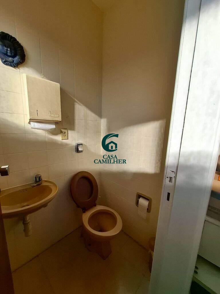 Sala à venda no Centro: 