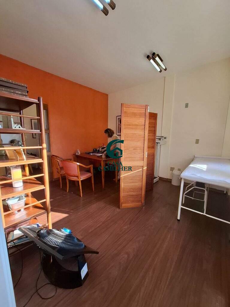 Sala à venda no Centro: 