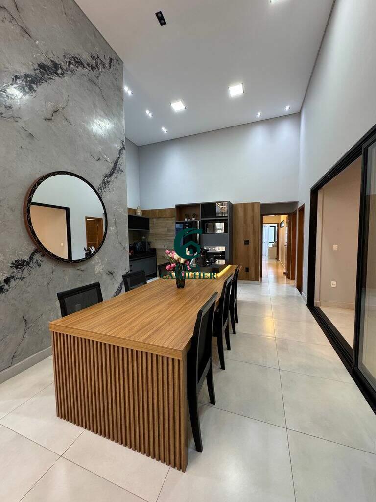 Casa à venda no Jardim Baronesa: 