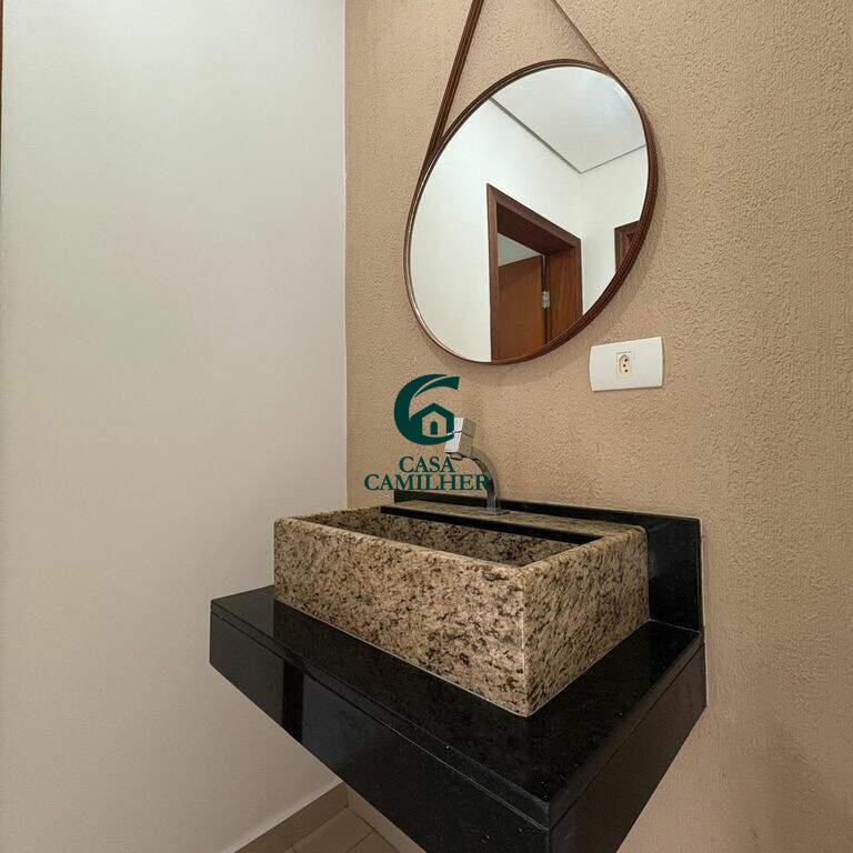 Casa à venda no Castelos: 