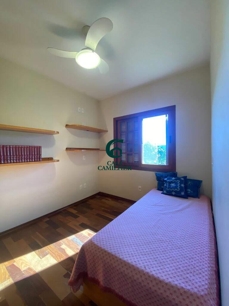 Casa à venda no Chácaras Cataguá: 