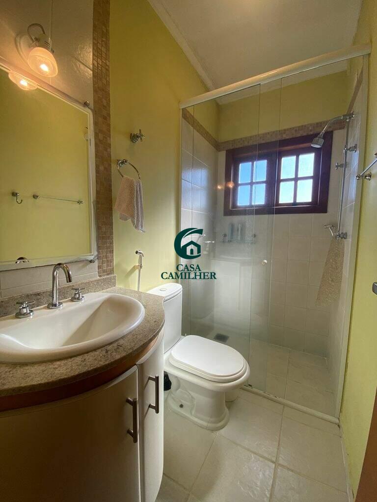 Casa à venda no Chácaras Cataguá: 