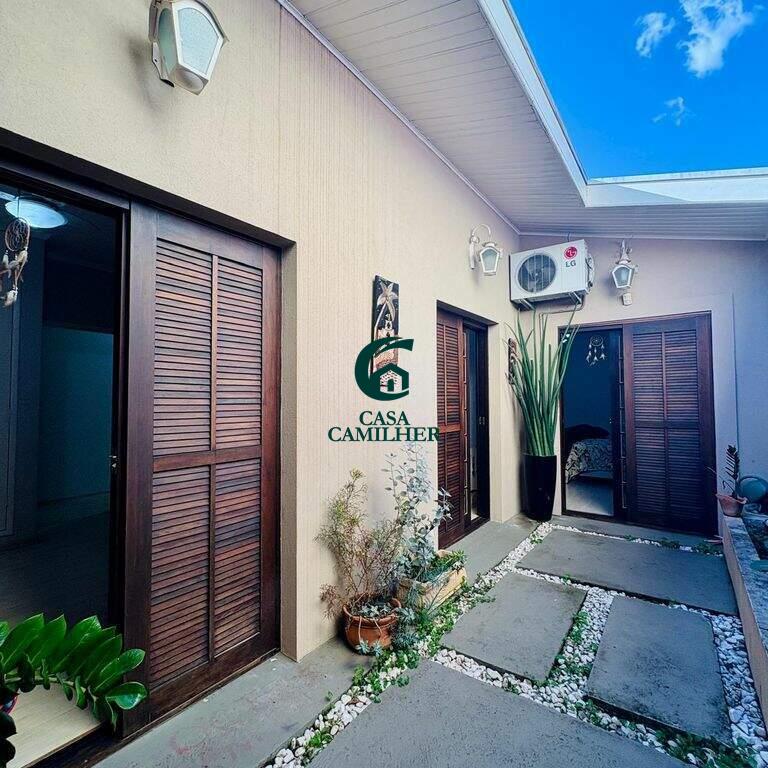 Casa à venda no Conjunto Residencial Urupes Unidas: 