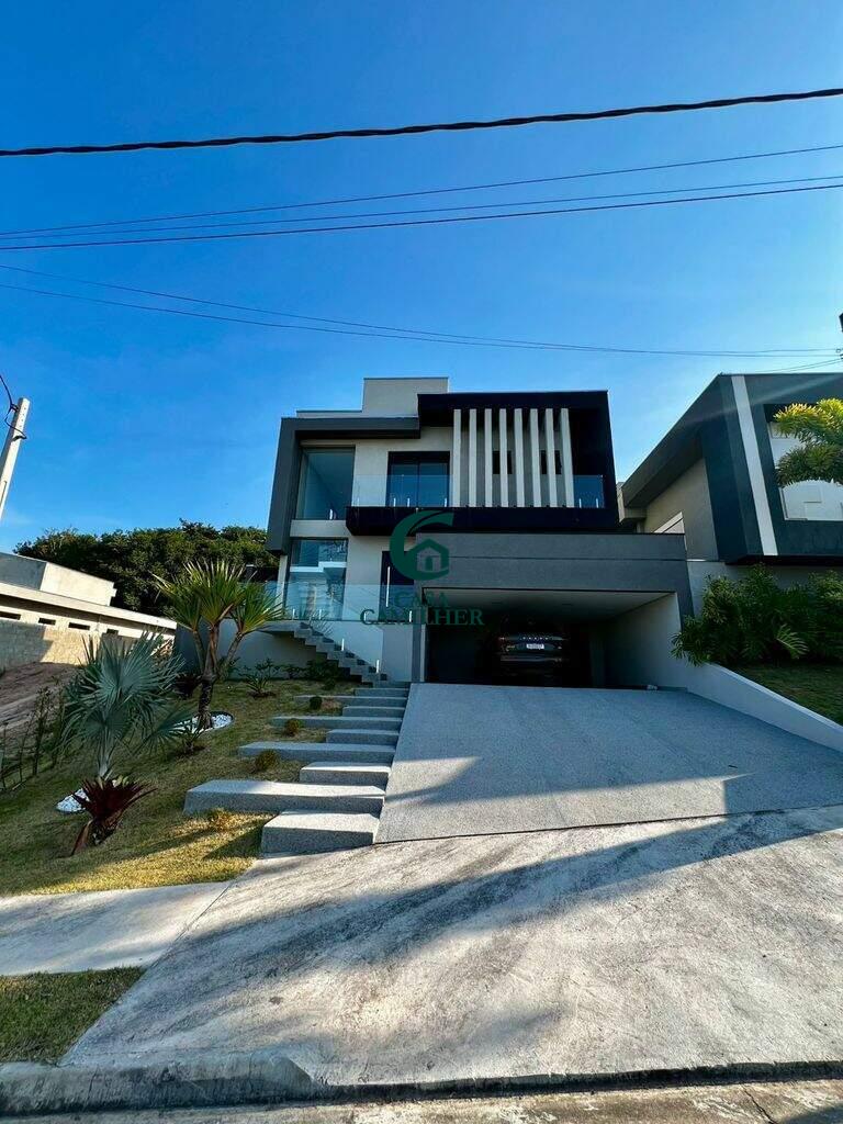 Casa à venda no Putim: 