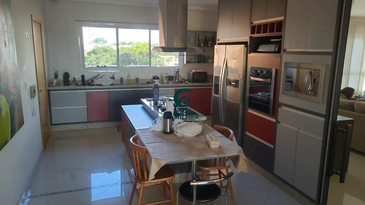 Apartamento à venda no Jardim das Nações: 