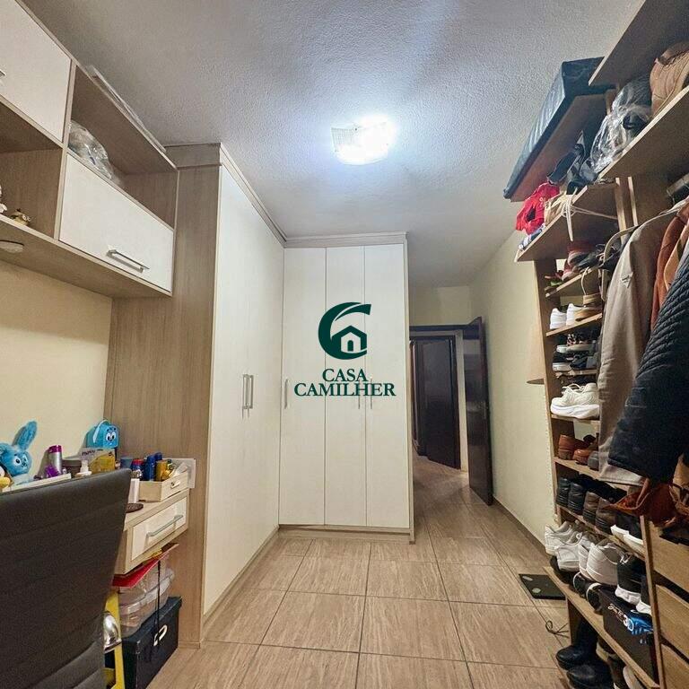 Casa à venda no Areão: 