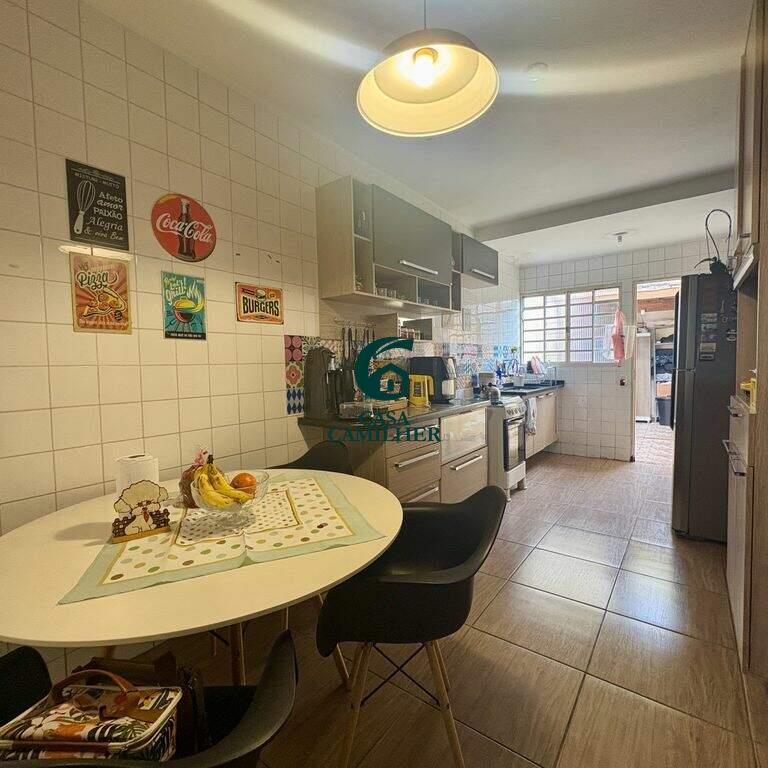 Casa à venda no Areão: 