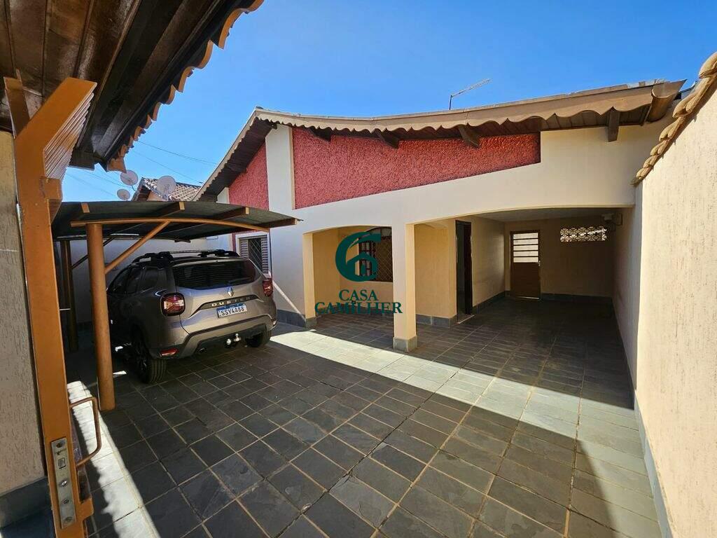 Casa à venda no Parque Santo Antônio: 