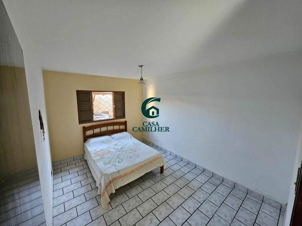 Casa à venda no Parque Santo Antônio: 