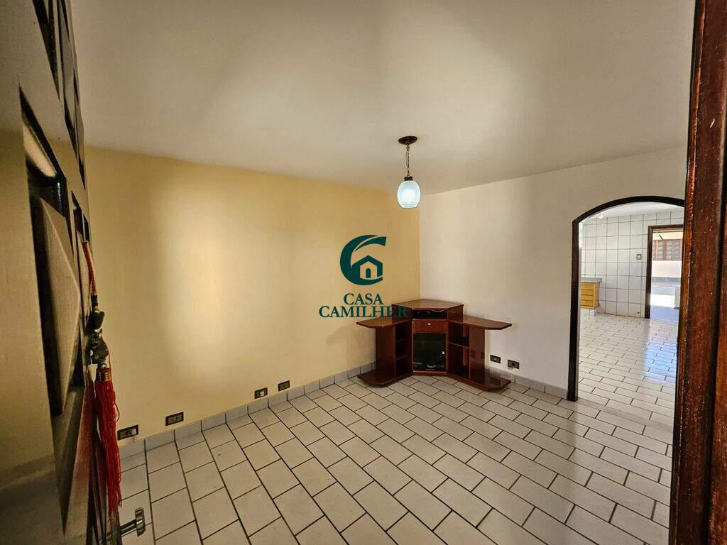 Casa à venda no Parque Santo Antônio: 