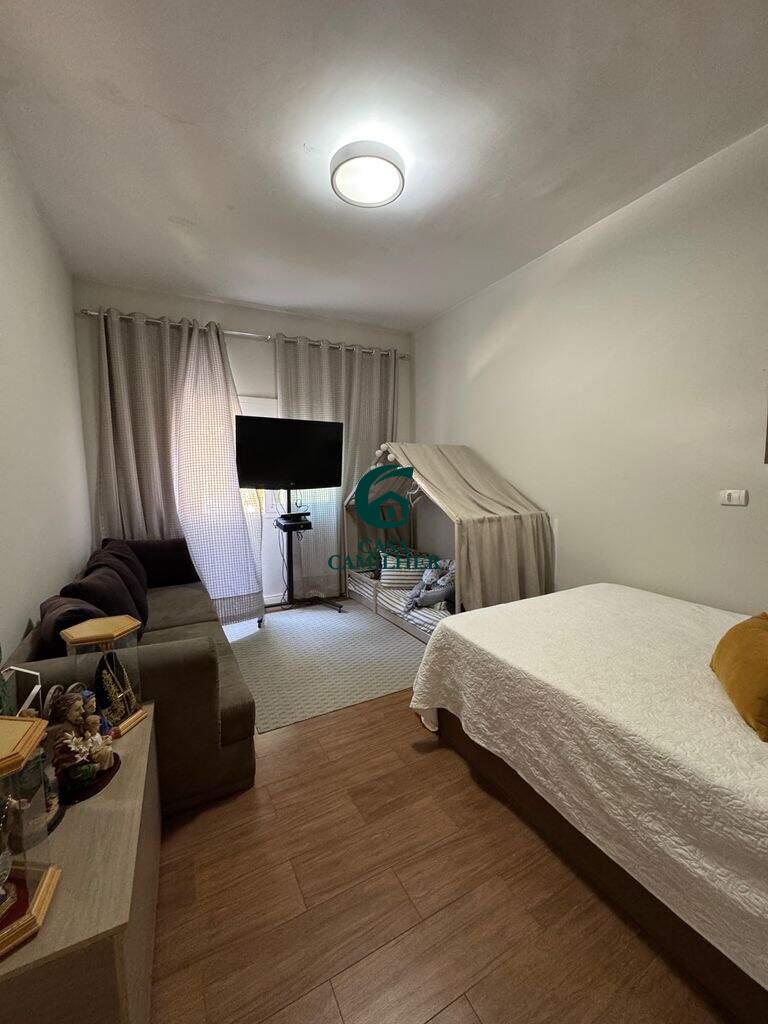 Casa à venda no Piracangaguá: 