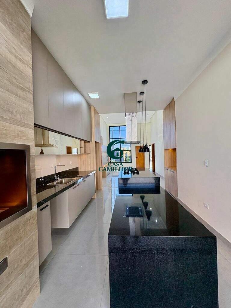 Casa à venda no Terras de Benvira: 