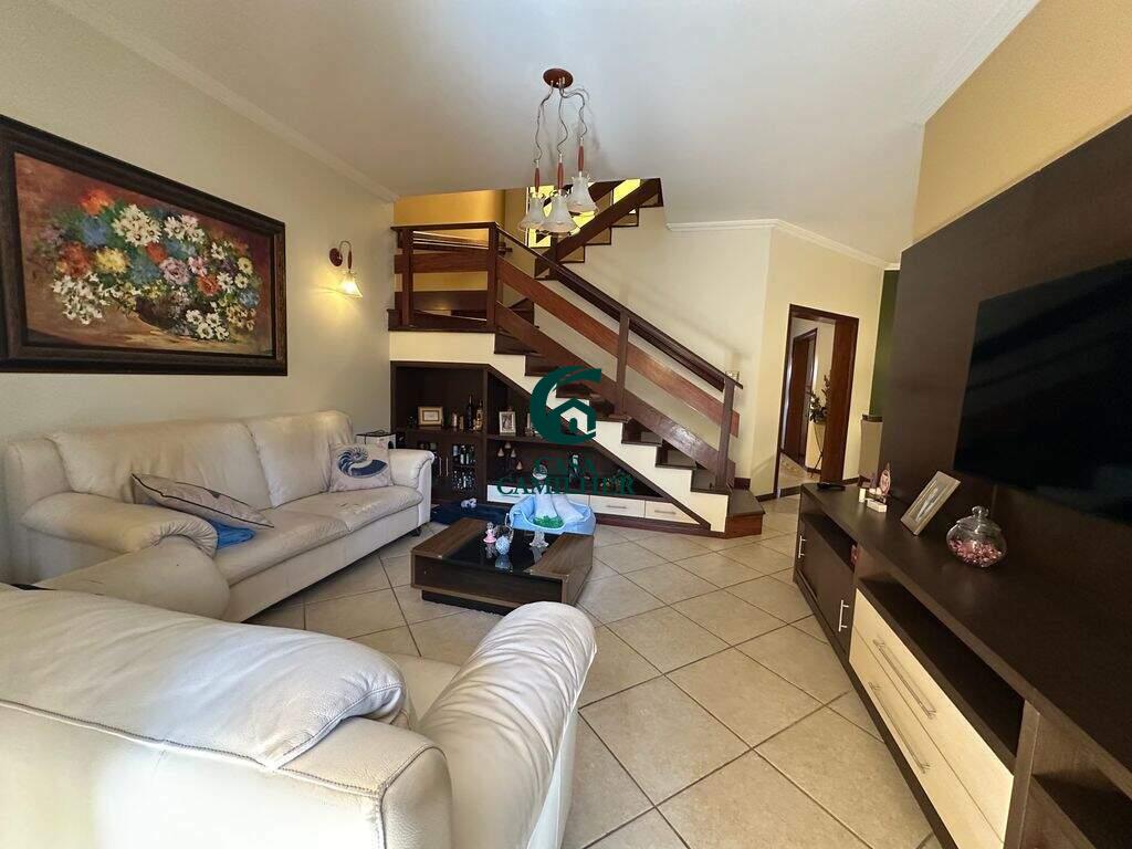 Casa à venda no Vila Iapi: 