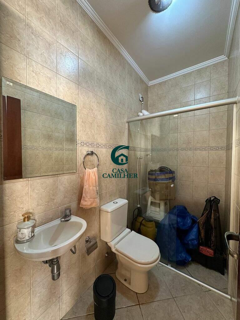 Casa à venda no Vila Iapi: 