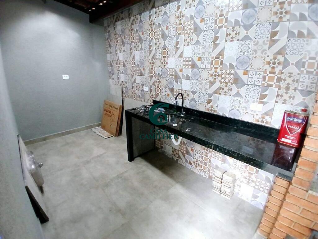 Casa à venda no Granja Daniel: 