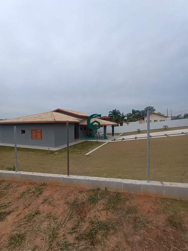Casa à venda no Chácaras Cataguá: 