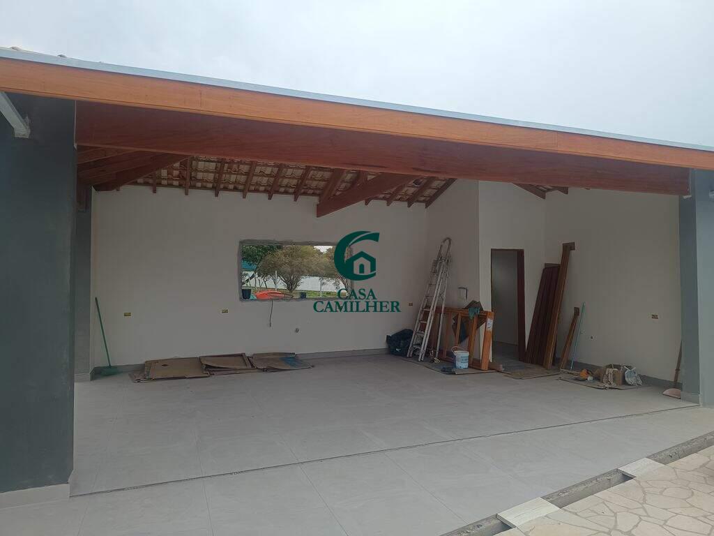 Casa à venda no Chácaras Cataguá: 