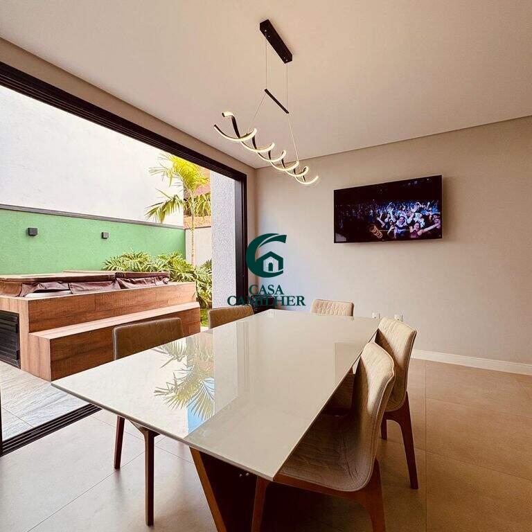 Casa à venda no Itapecerica: 